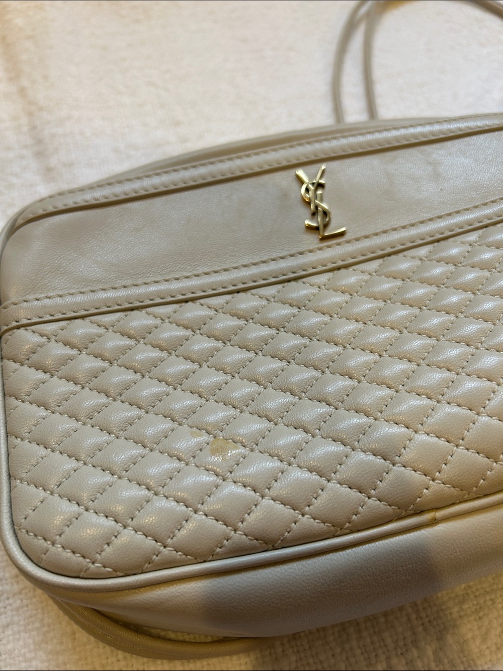 Saint Laurent Cream Quilted Leather Crossbody camera style bag - Picture 10 of 11